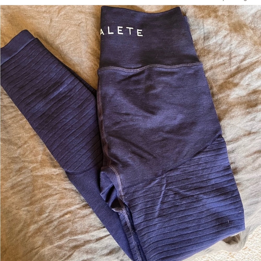 alphalete leggings small